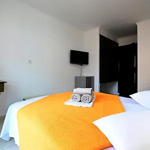 2* Hotel Cariatis